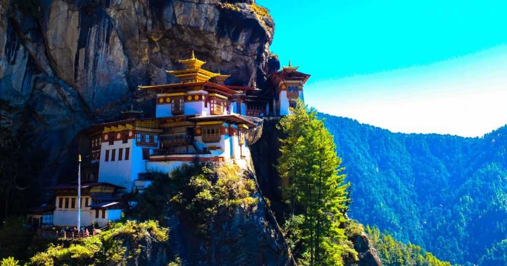 paro-taktsang-bhutan